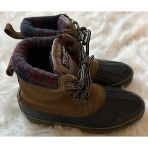Itasca Size 6 Women’s Winter Duck Boots Thinsulate Steel Shank Plaid Trim